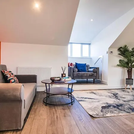 Holiday home 4 - The Crescent York