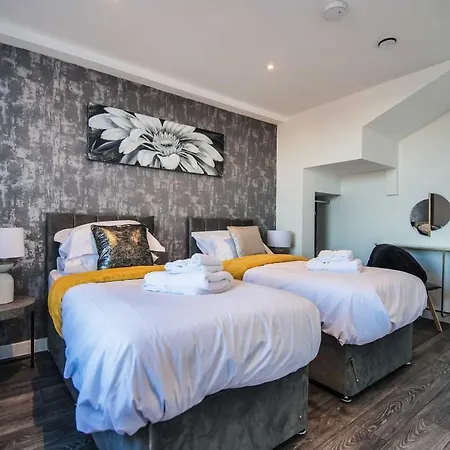 Holiday home 4 - The Crescent York